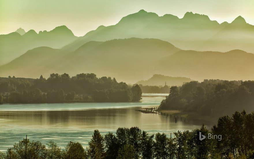 Fraser River, east of Vancouver, British Columbia, Canada, with the Golden Ears peaks