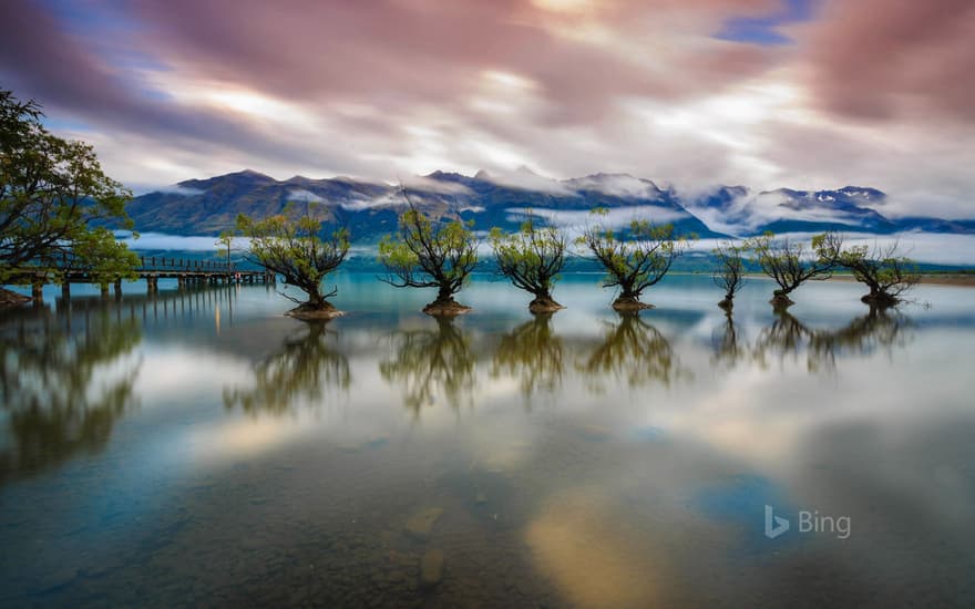 Lake Wakatipu near Queenstown, New Zealand