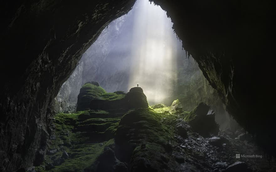 Sơn Đoòng cave in Phong Nha-Kẻ Bàng National Park, Vietnam