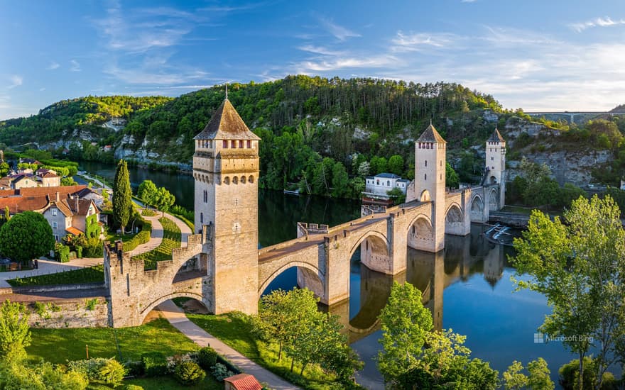 Pont Valentré bridge, Cahors, France